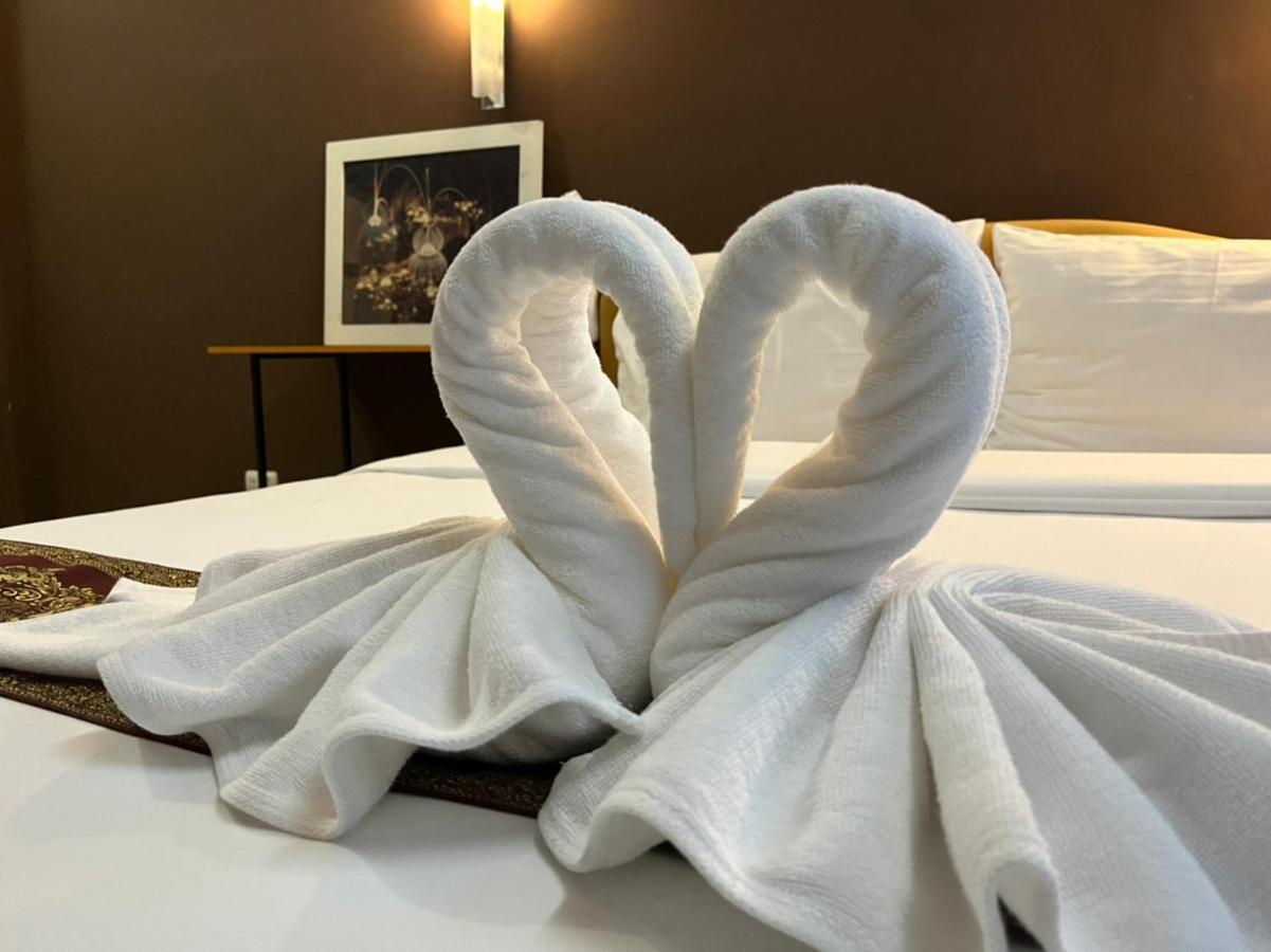 Cozy Rooms Asoke Бангкок Екстер'єр фото