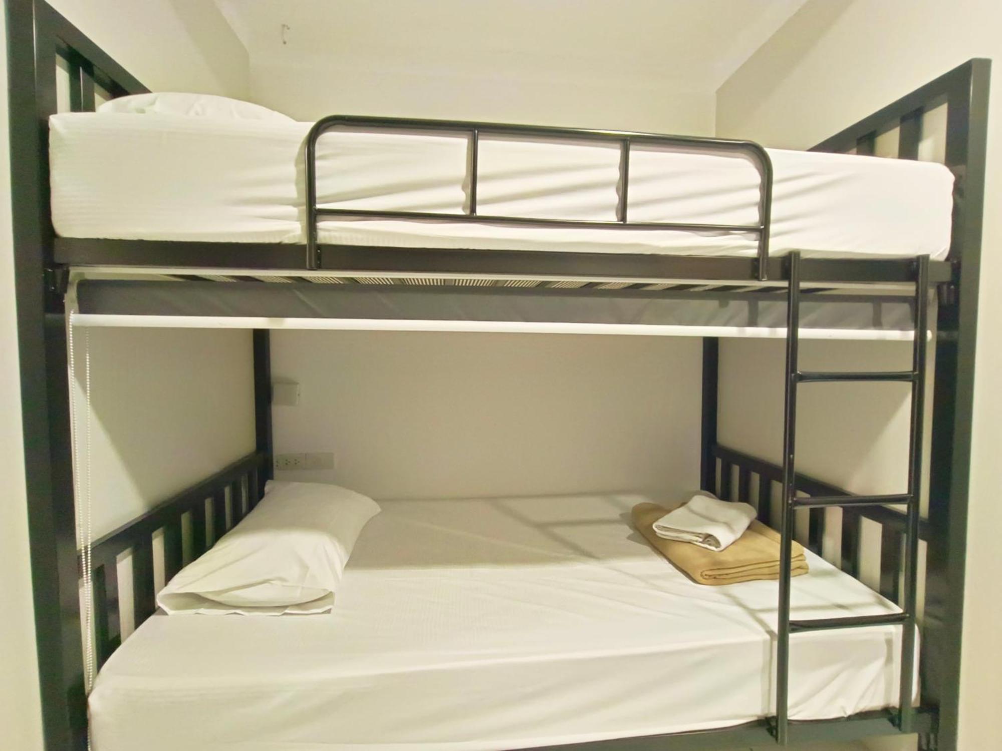 Cozy Rooms Asoke Бангкок Екстер'єр фото